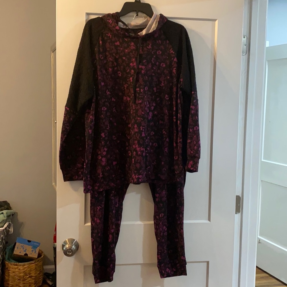 Simply Vera Wang pajama set never worn size 1x